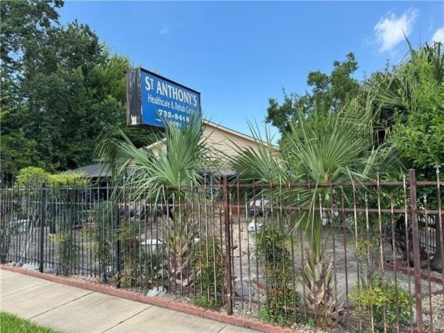 Property Image for 6001 AIRLINE Drive