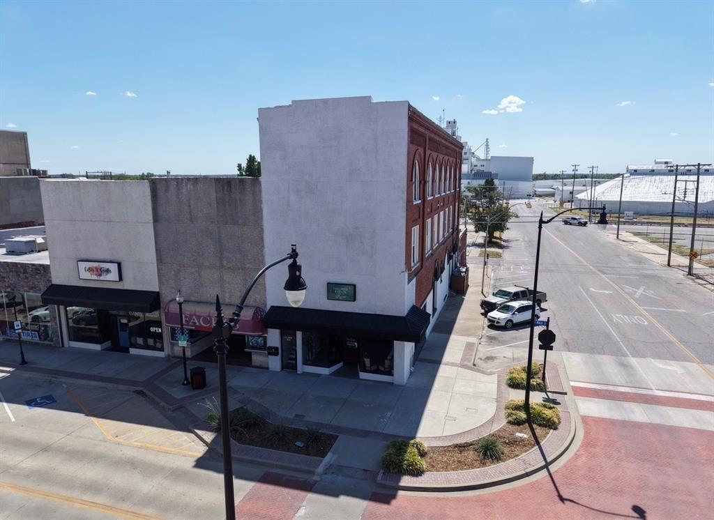 Property Image for 1 E Main Street
