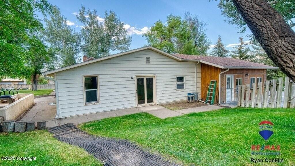 Property Image for 640 12th St W