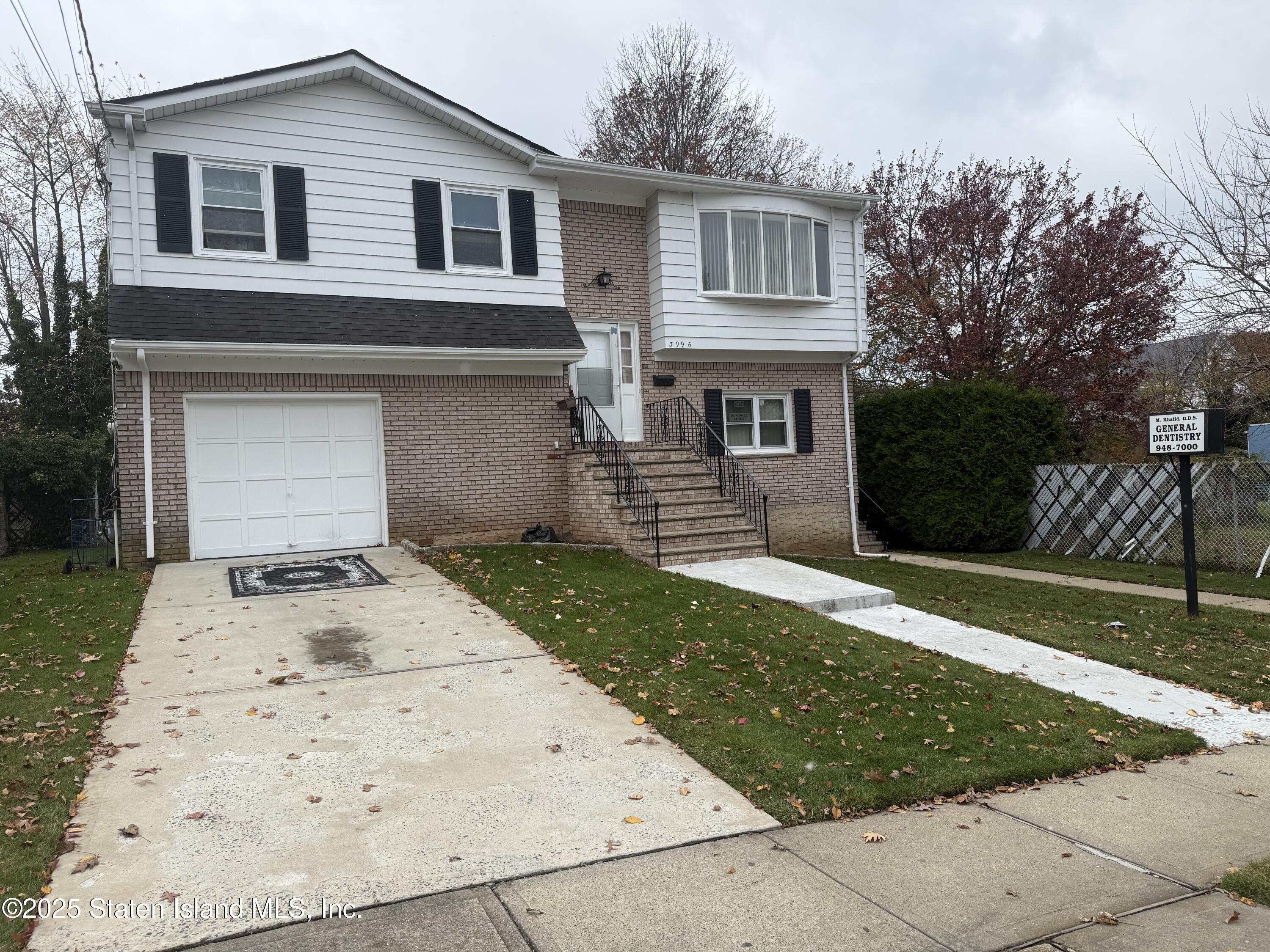 Property Image for 3996 Richmond Avenue