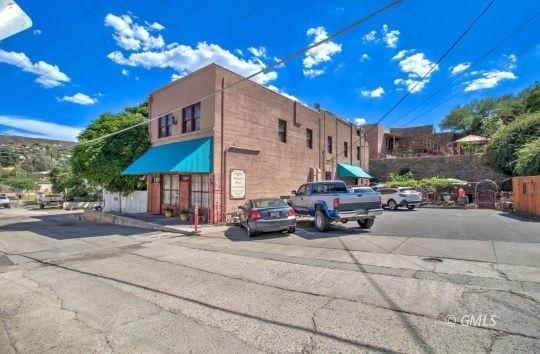 Property Image for 198 N Chisholm Ave