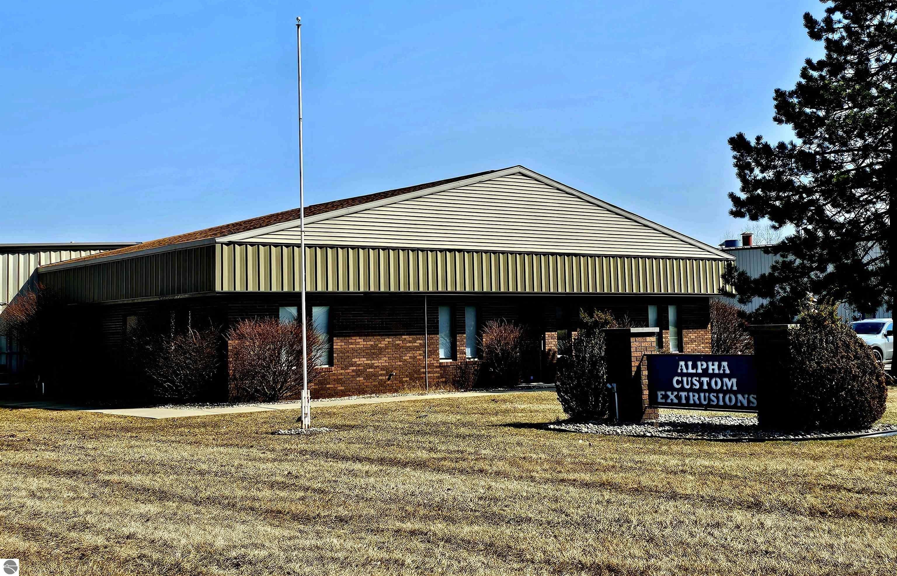 Property Image for 800 Woodside Drive