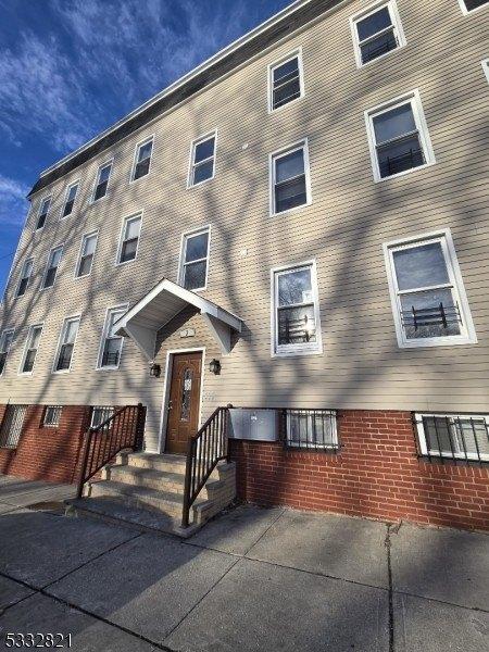 Property Image for 3 May St