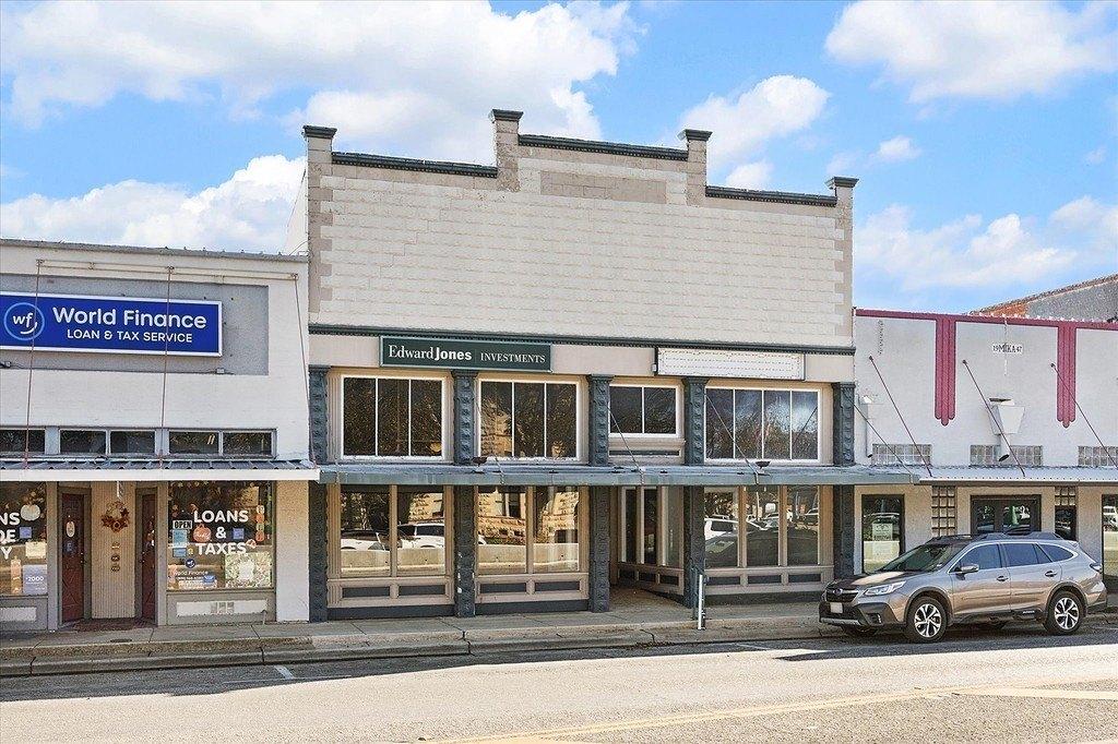 Property Image for 227 West Travis Street