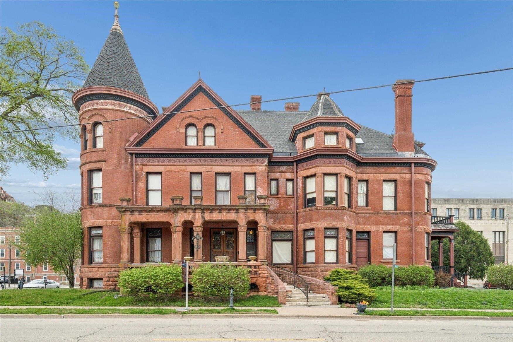 Property Image for 504 Bluff Street