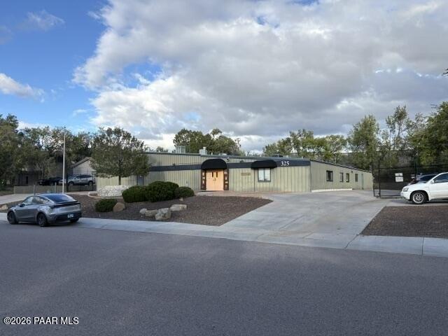Property Image for 325 N Washington Avenue