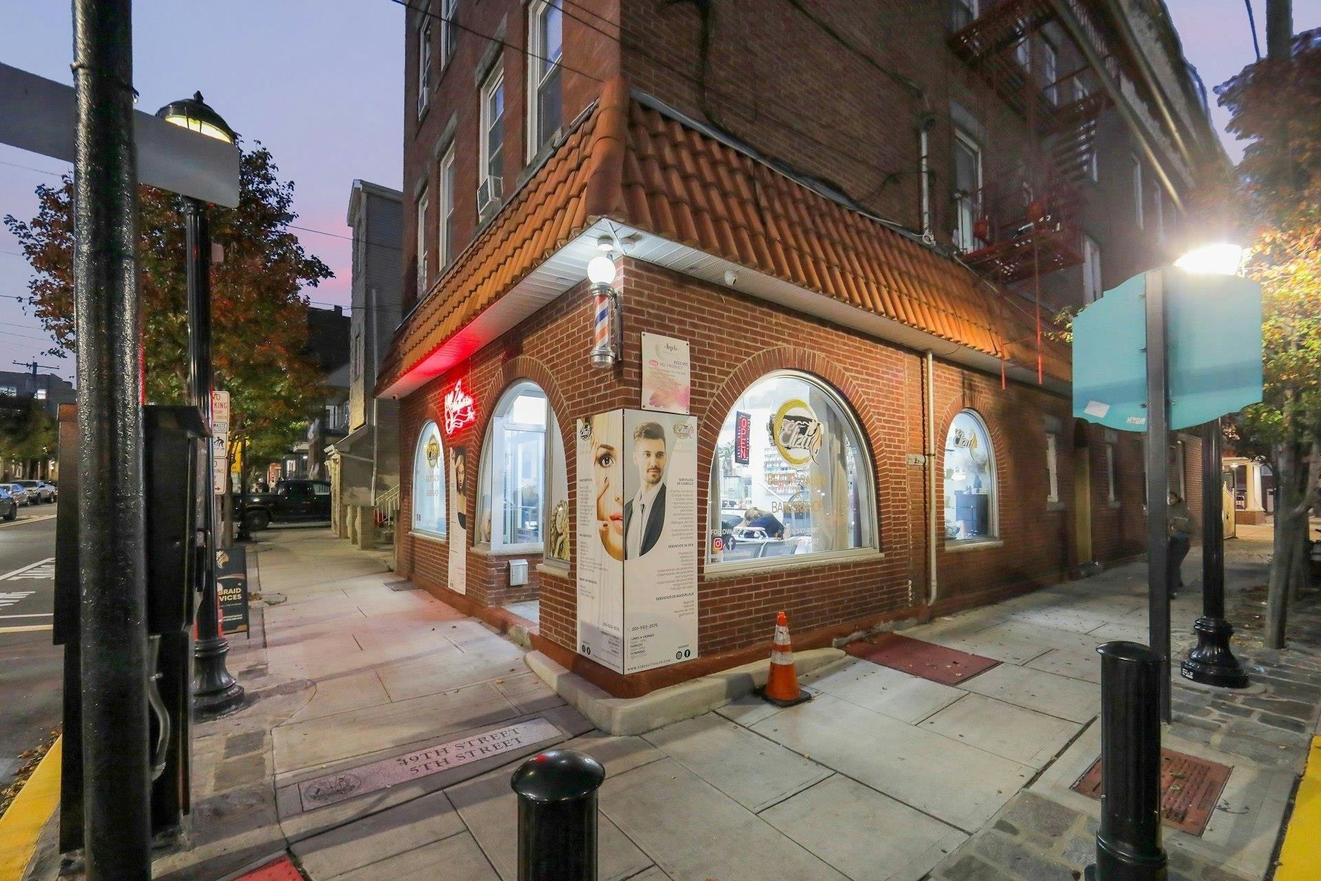 Property Image for 300 49th St