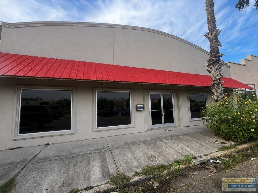 Property Image for 618 W Van Buren Ave.