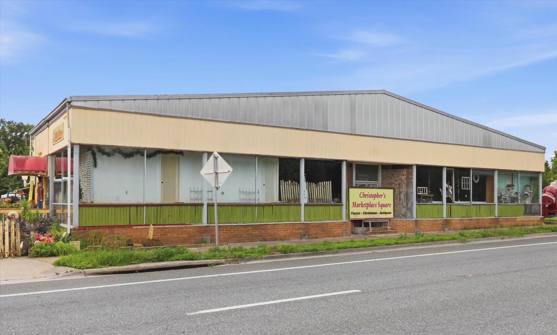 Property Image for 114 Byron Butler Parkway