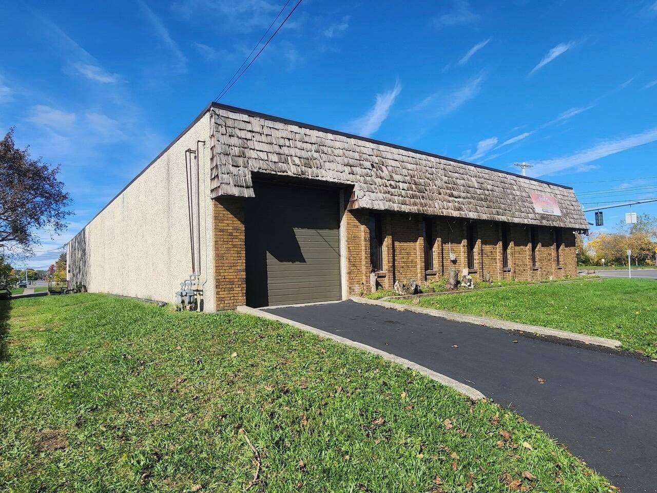 Property Image for 3300 Court St