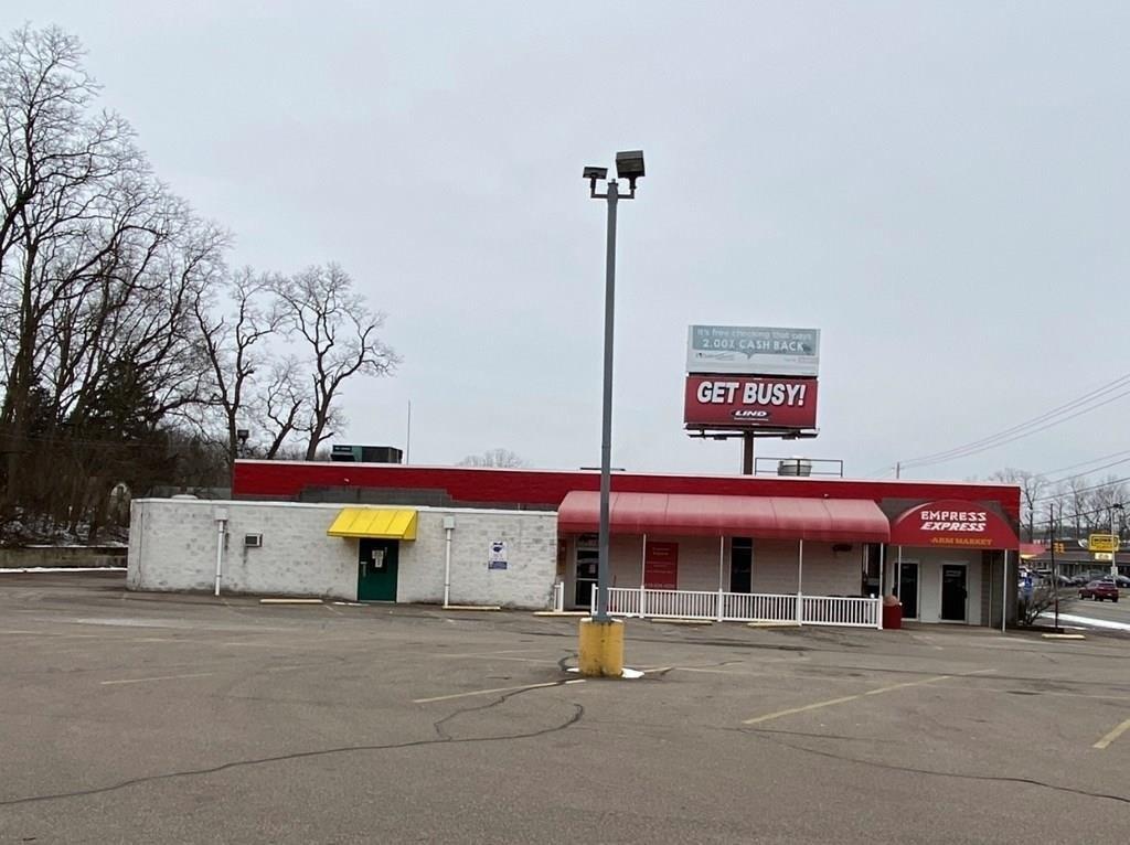 Property Image for 1041 Park Ave. W