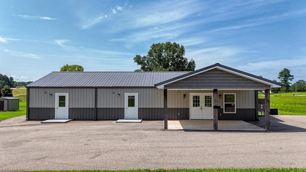 Property Image for 63 Wallace Ln