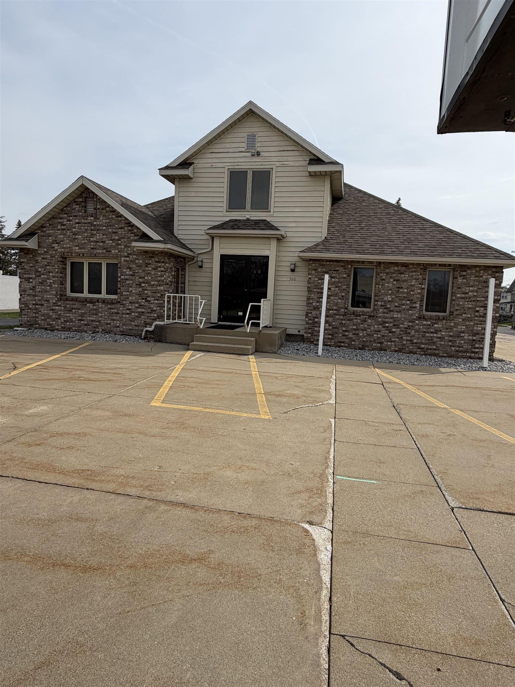 Property Image for 300 N Wayne Street