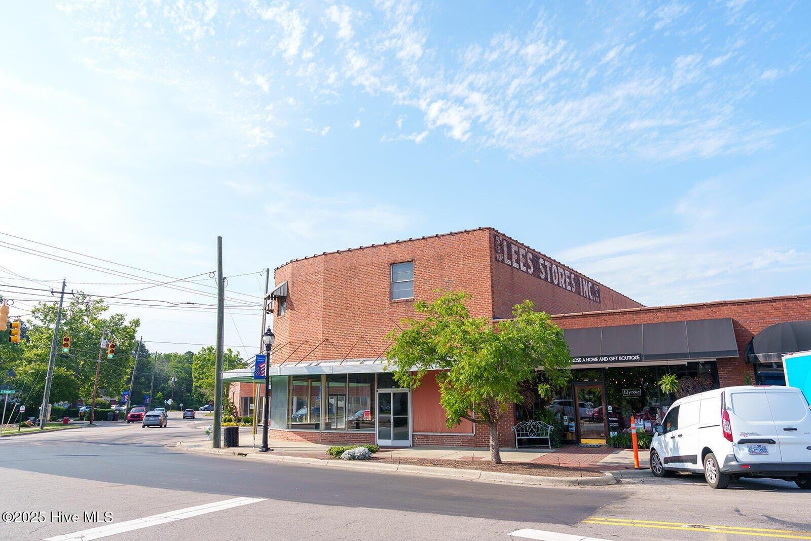 Property Image for 124 W Main Street