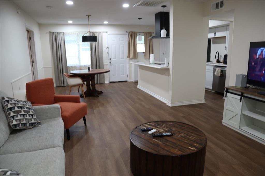 Property Image for 2642 Rosewood Drive