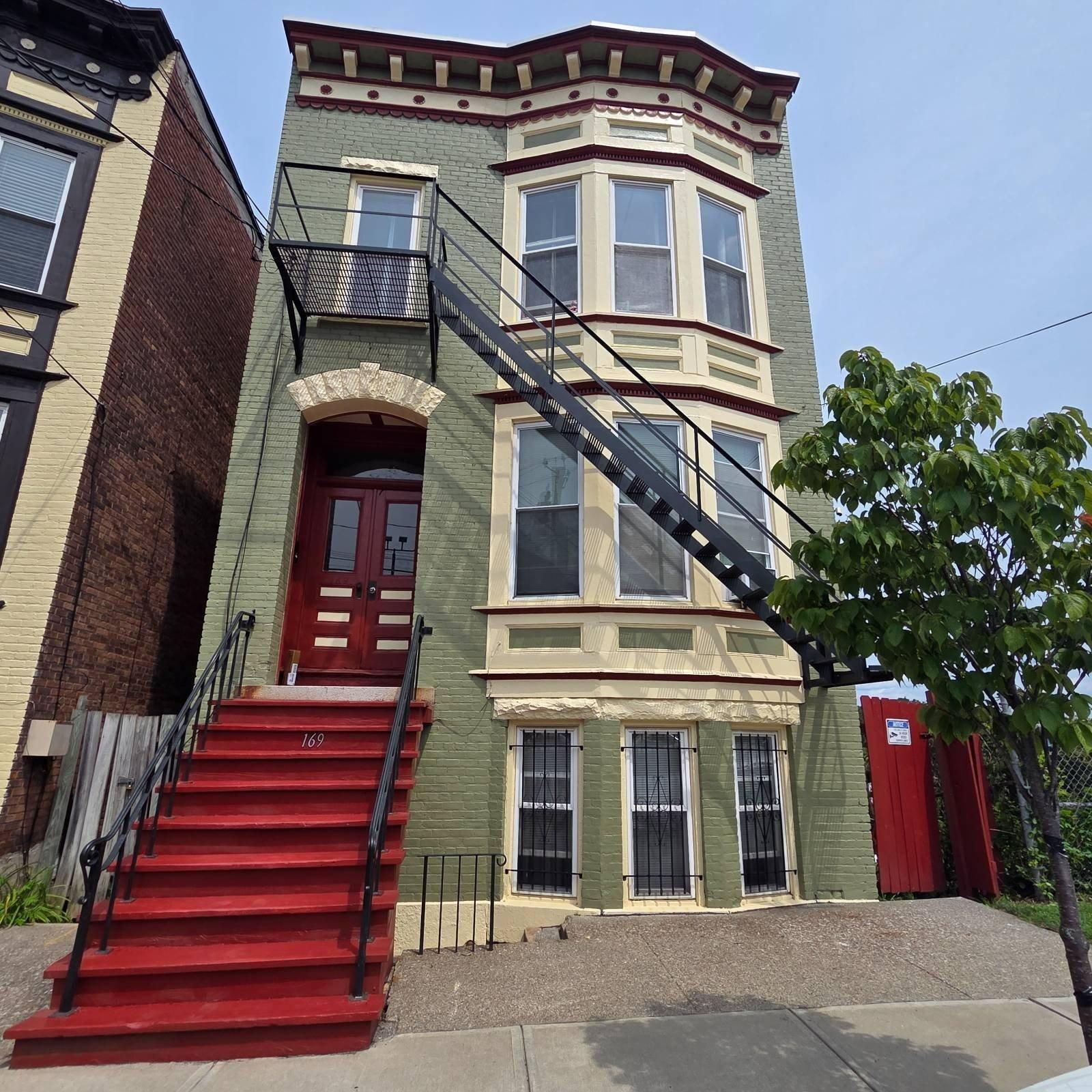 Property Image for 169 Elk St