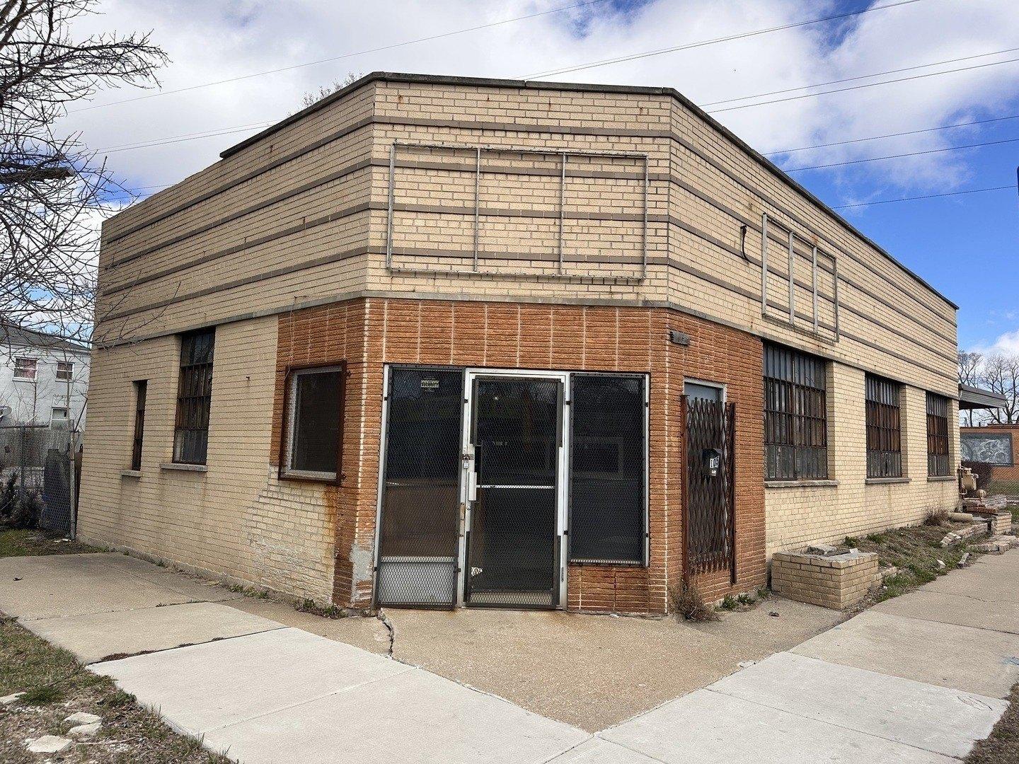 Property Image for 1058 W 111th Street