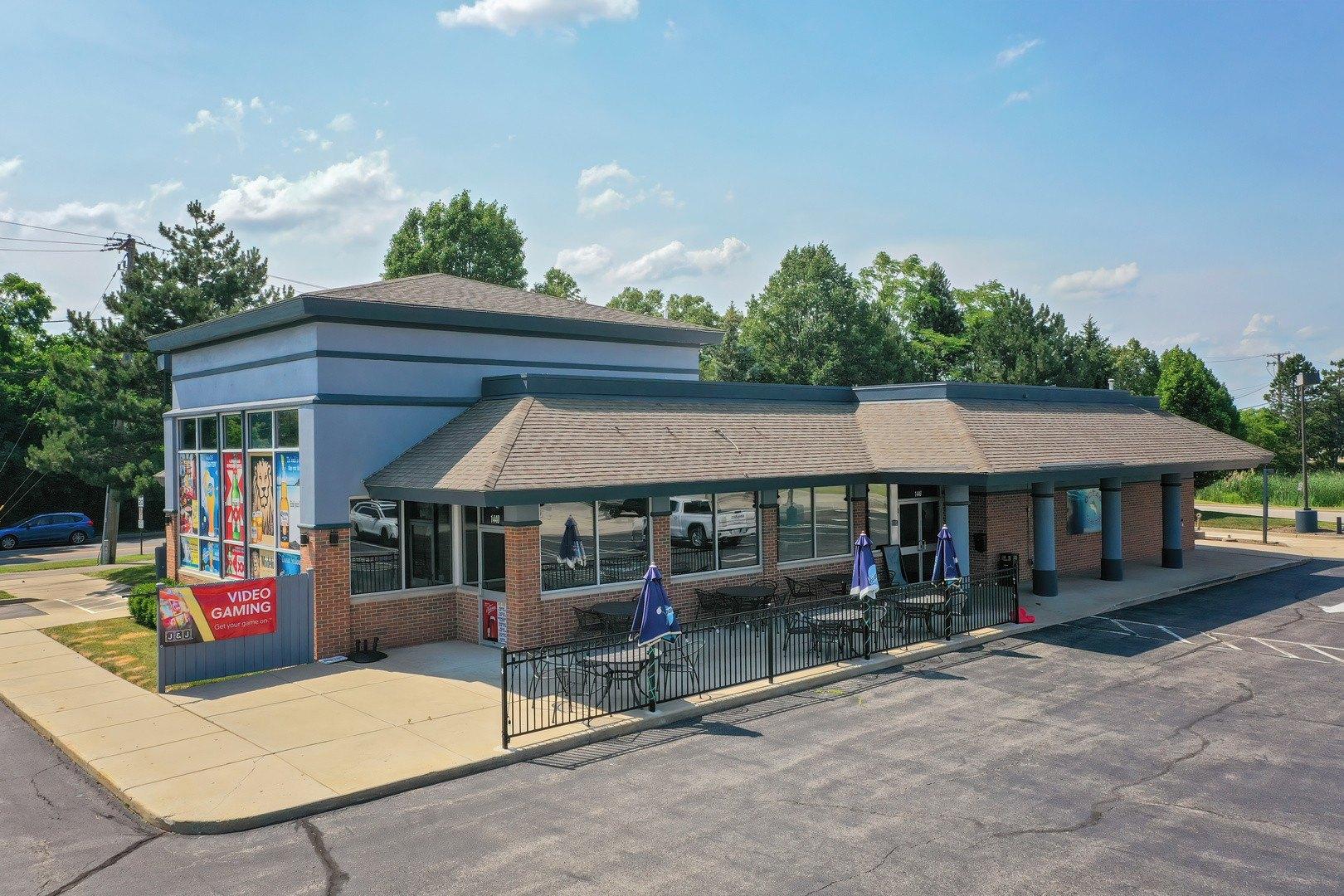 Property Image for 1440 E Grand Avenue