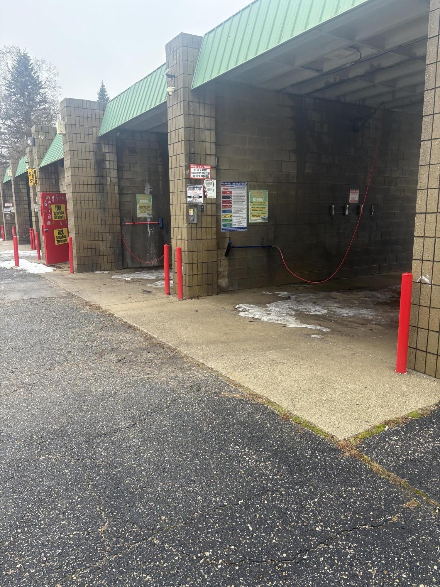 Property Image for 1671 E River Road