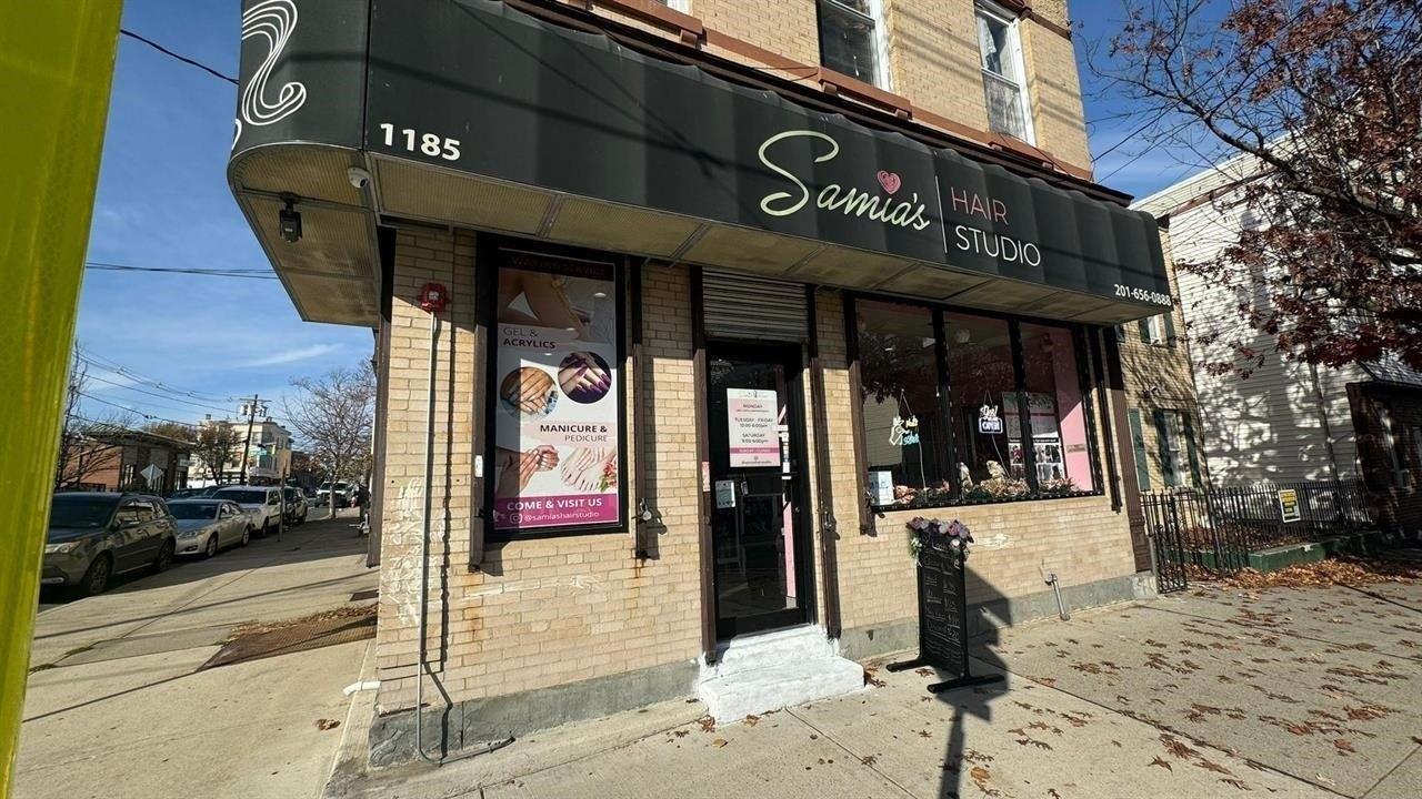 Property Image for 1185 Summit Ave