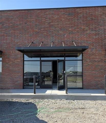 Property Image for 11350 E 31st Street S D
