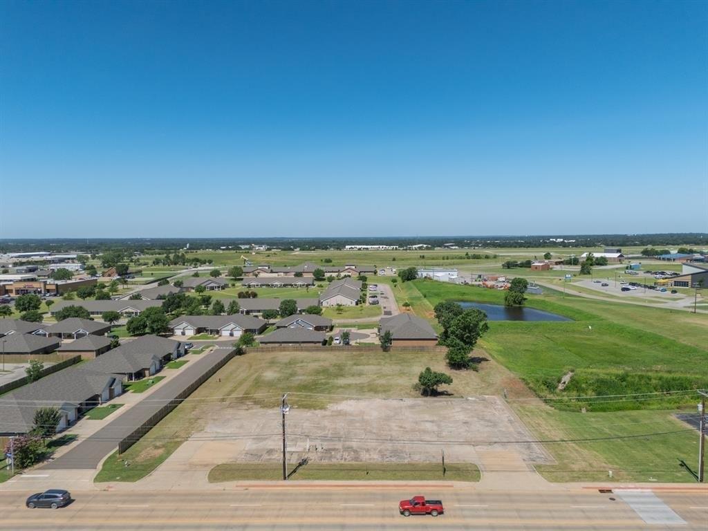 Property Image for 1718 N Kickapoo Avenue