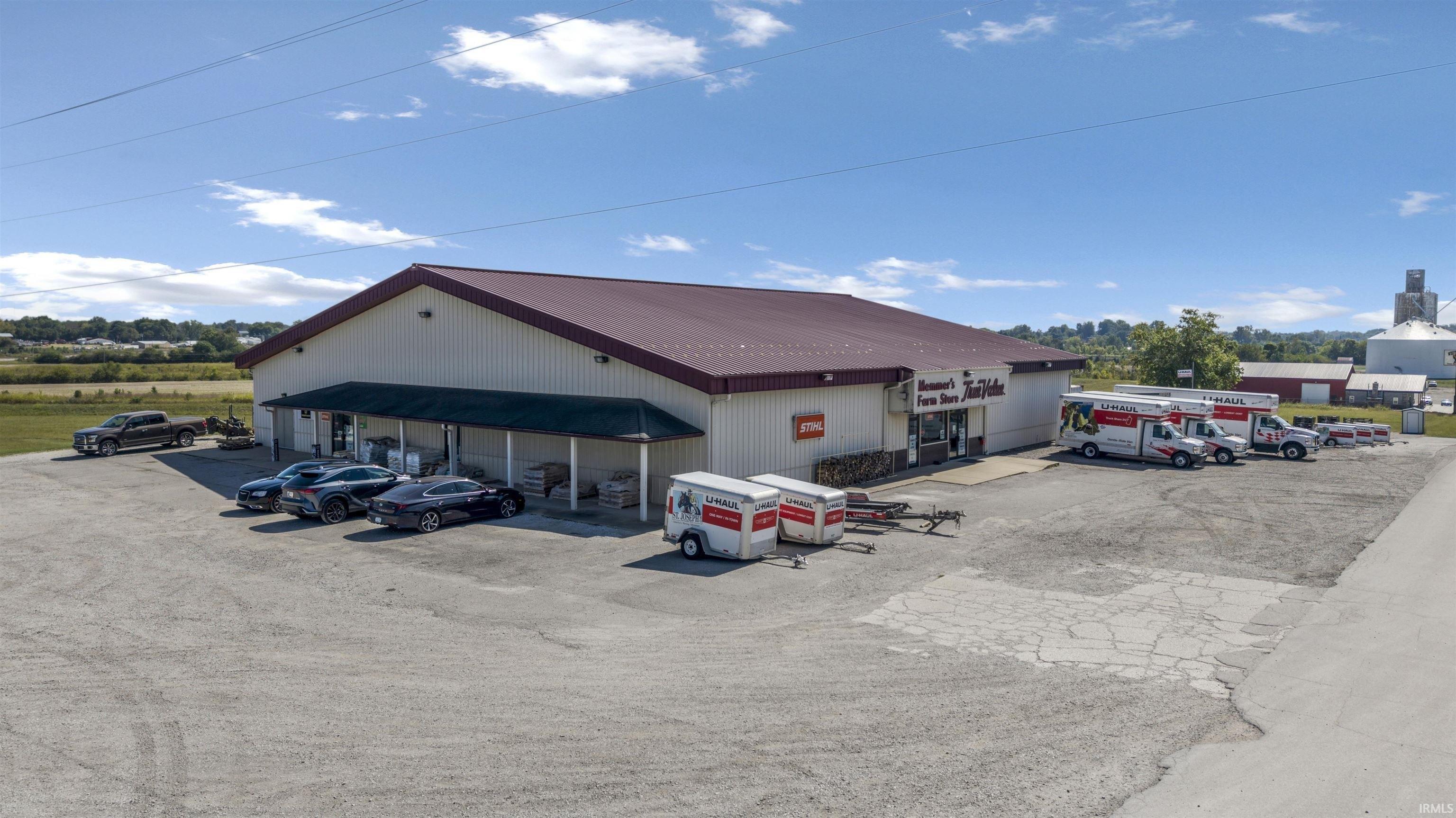 Property Image for 990 N US Hwy 41