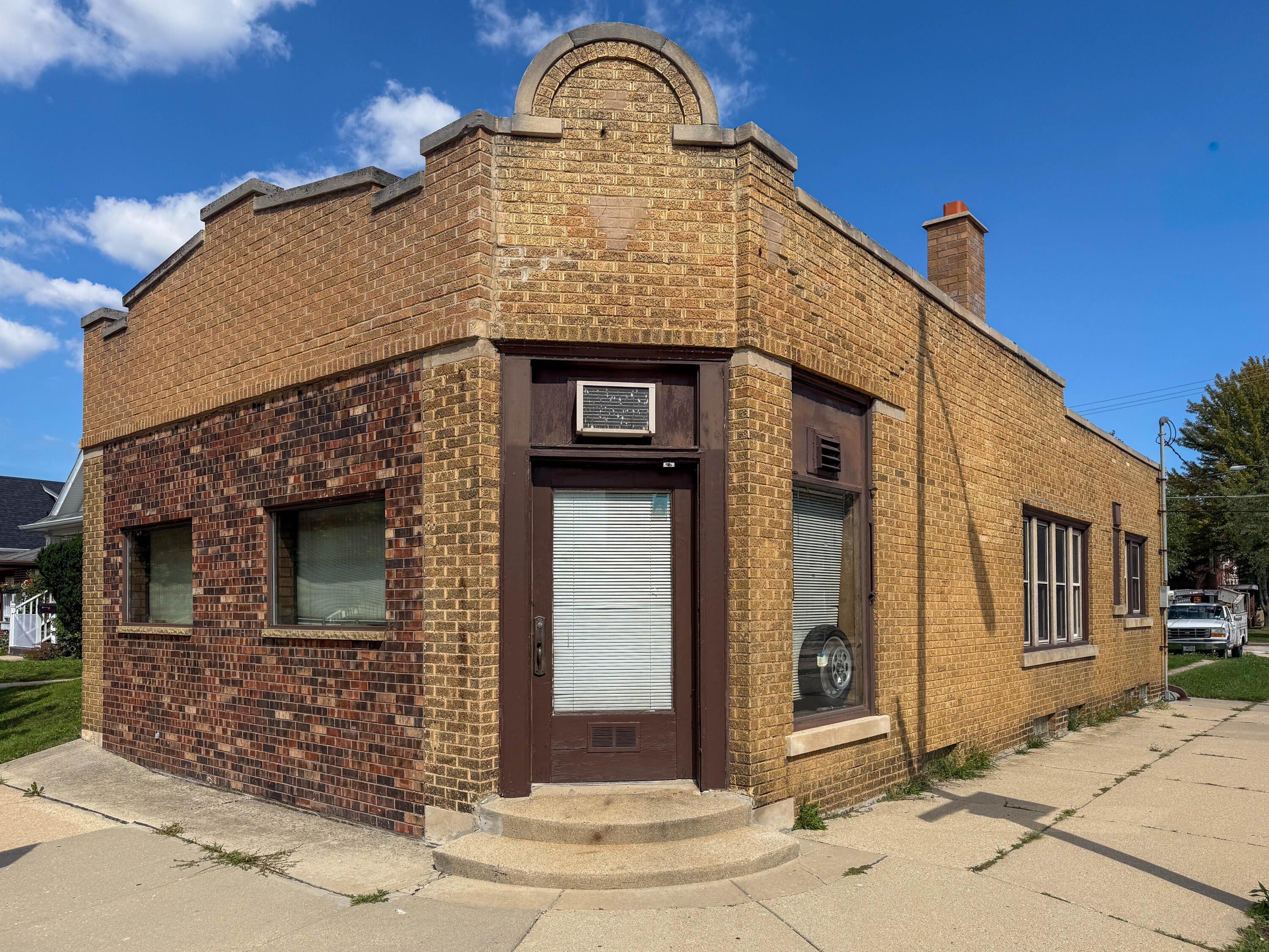 Property Image for 7234 W Becher St