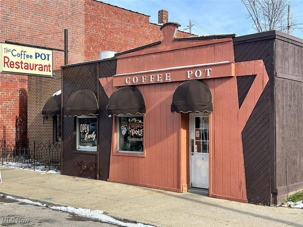 Property Image for 205 2nd Street NW