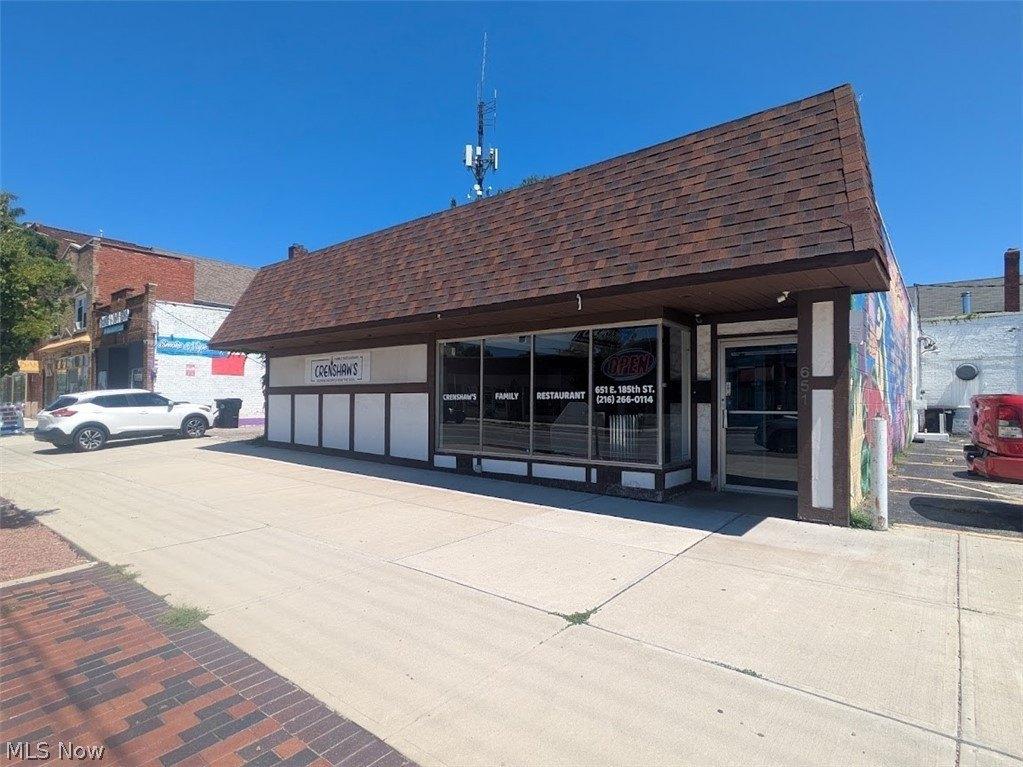 Property Image for 651 E 185th Street