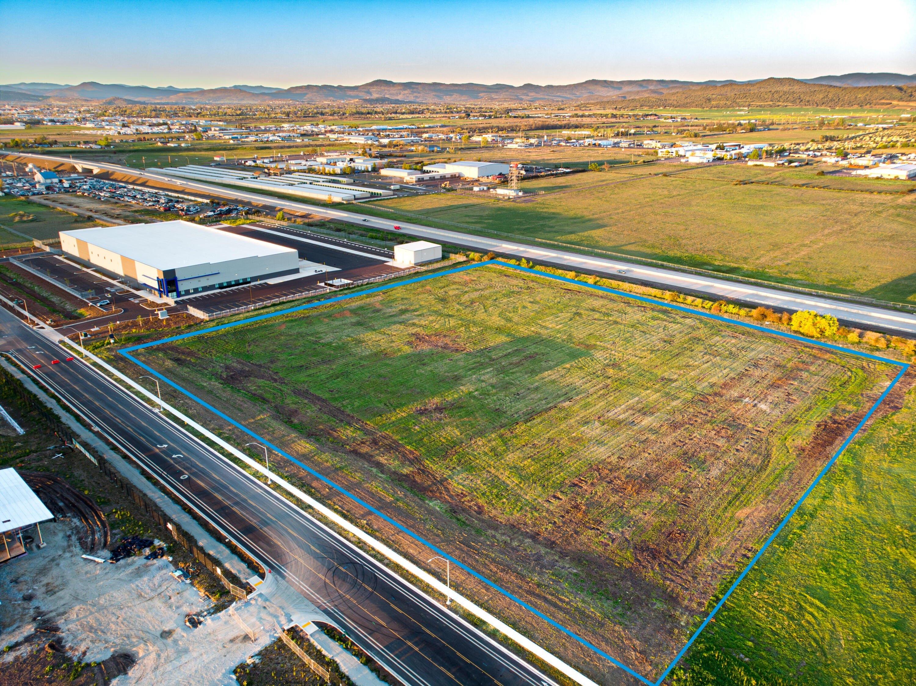 Property Image for 4676 Industry Drive