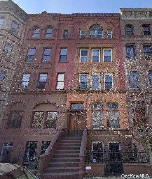 Property Image for 118 W 121st Street W