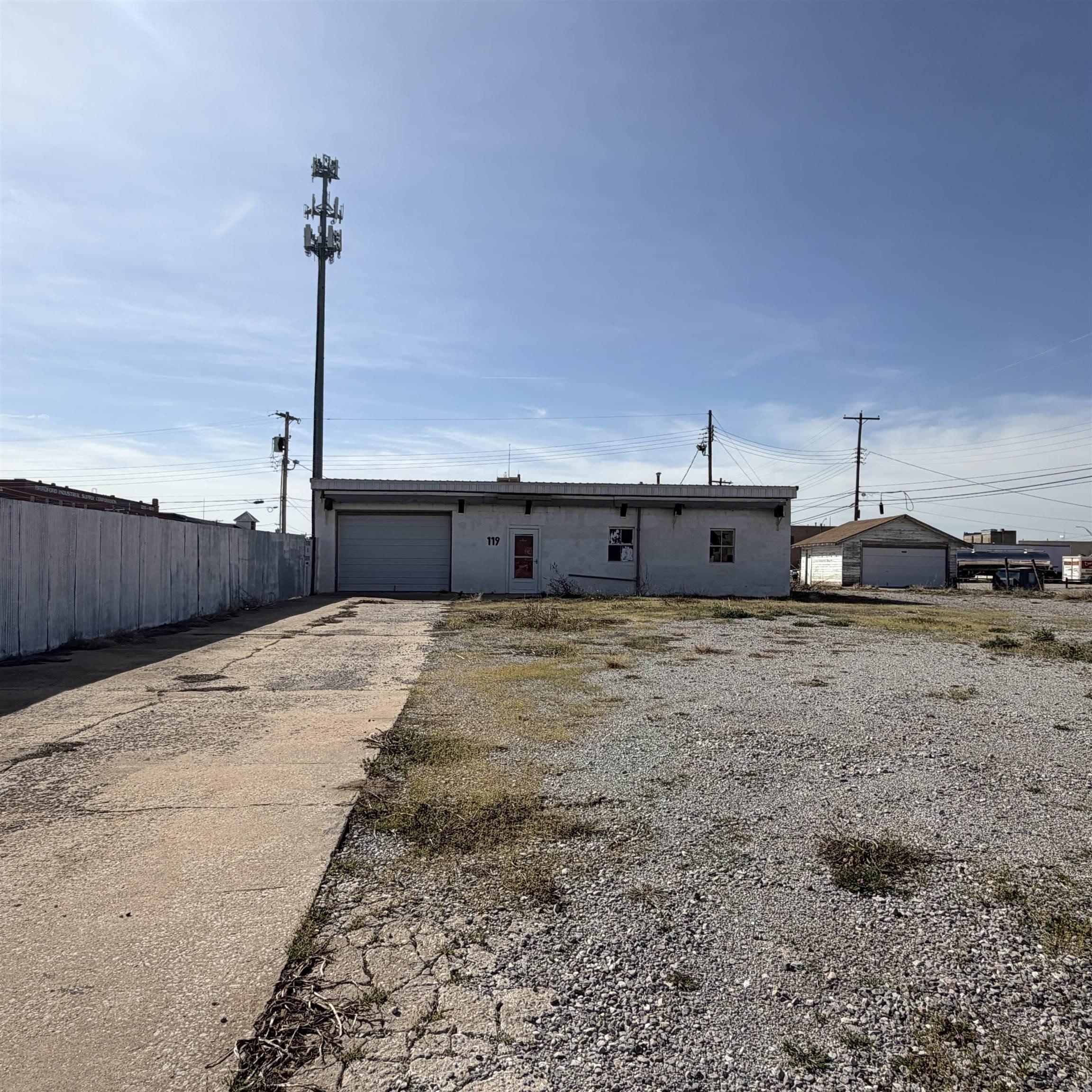 Property Image for 113 & 117 E Pine