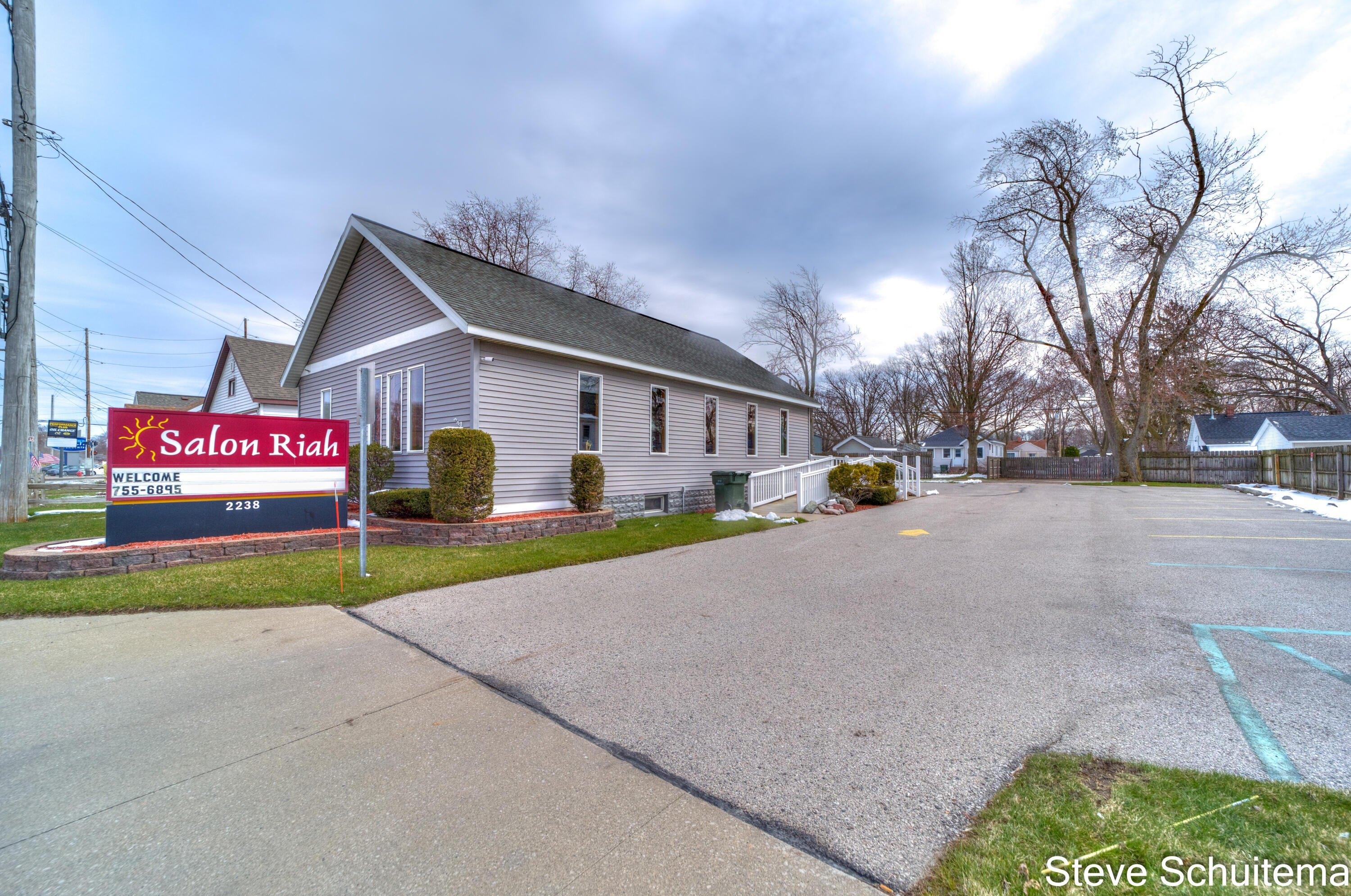 Property Image for 2238 Henry Street