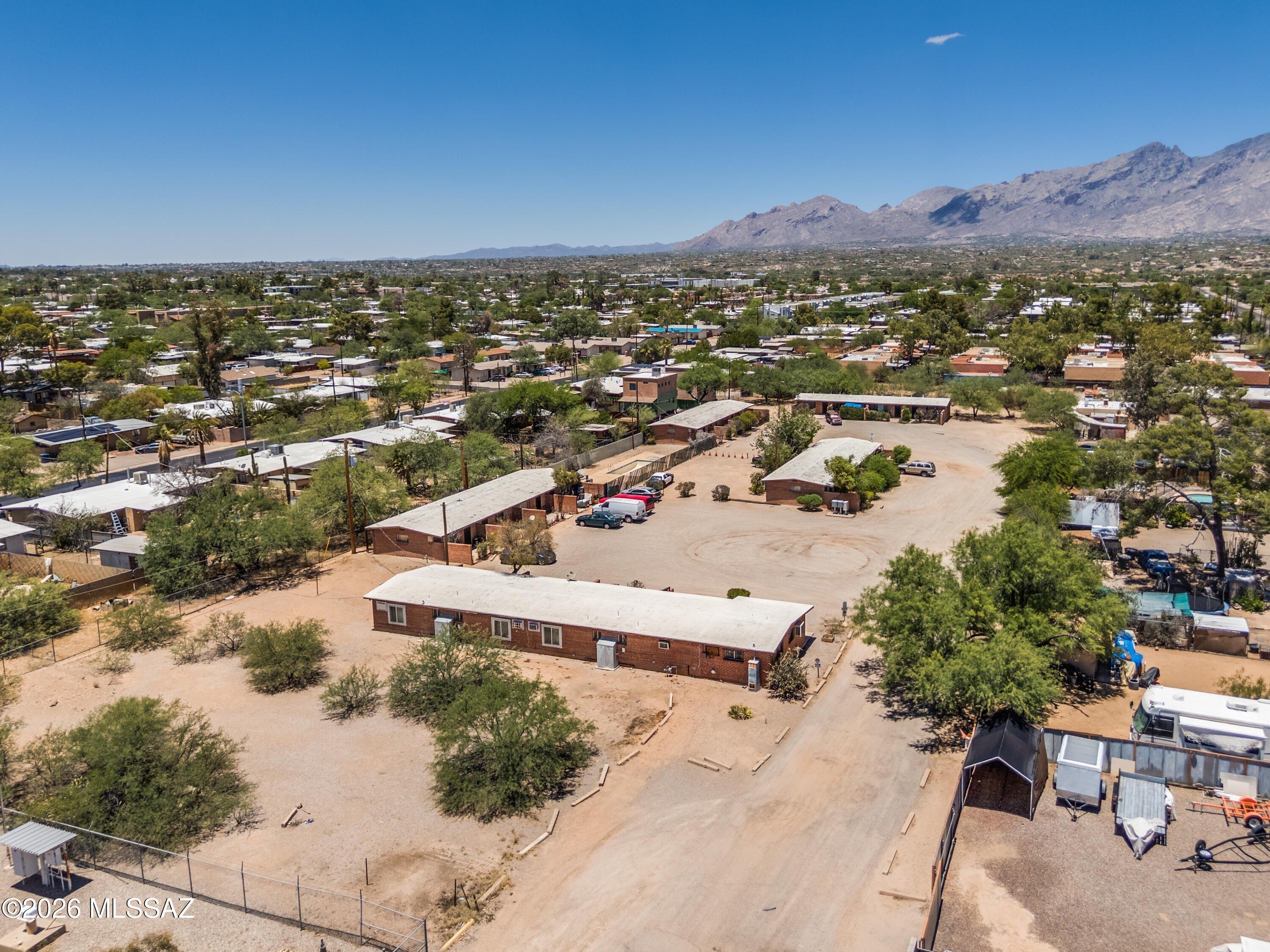 Property Image for 4253 E Flower Street