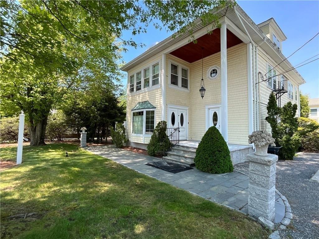 Property Image for 370 Taunton Avenue