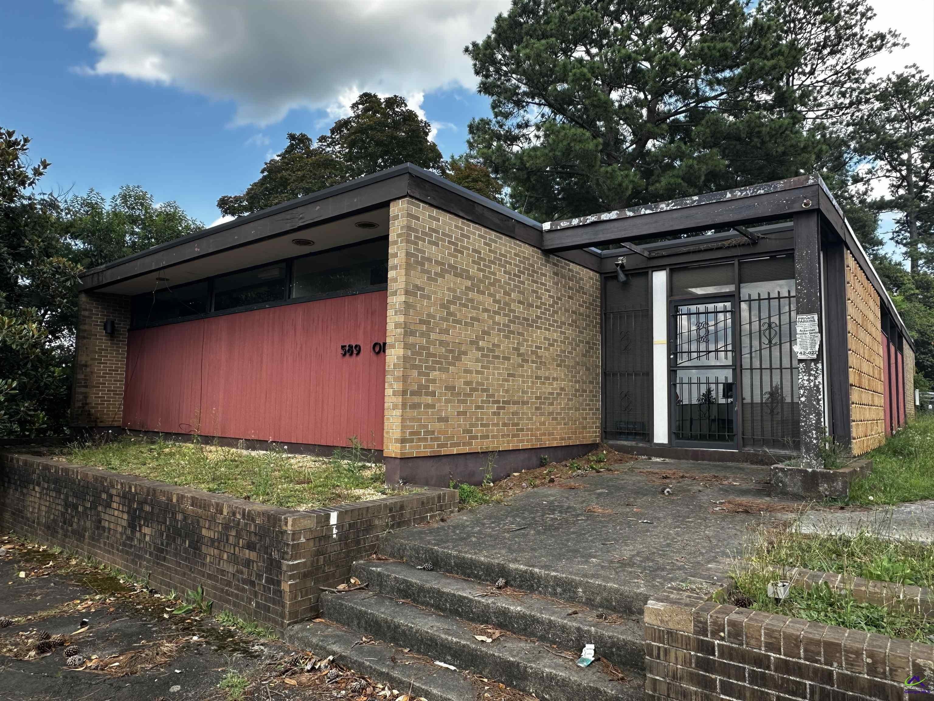 Property Image for 589 Forest Avenue