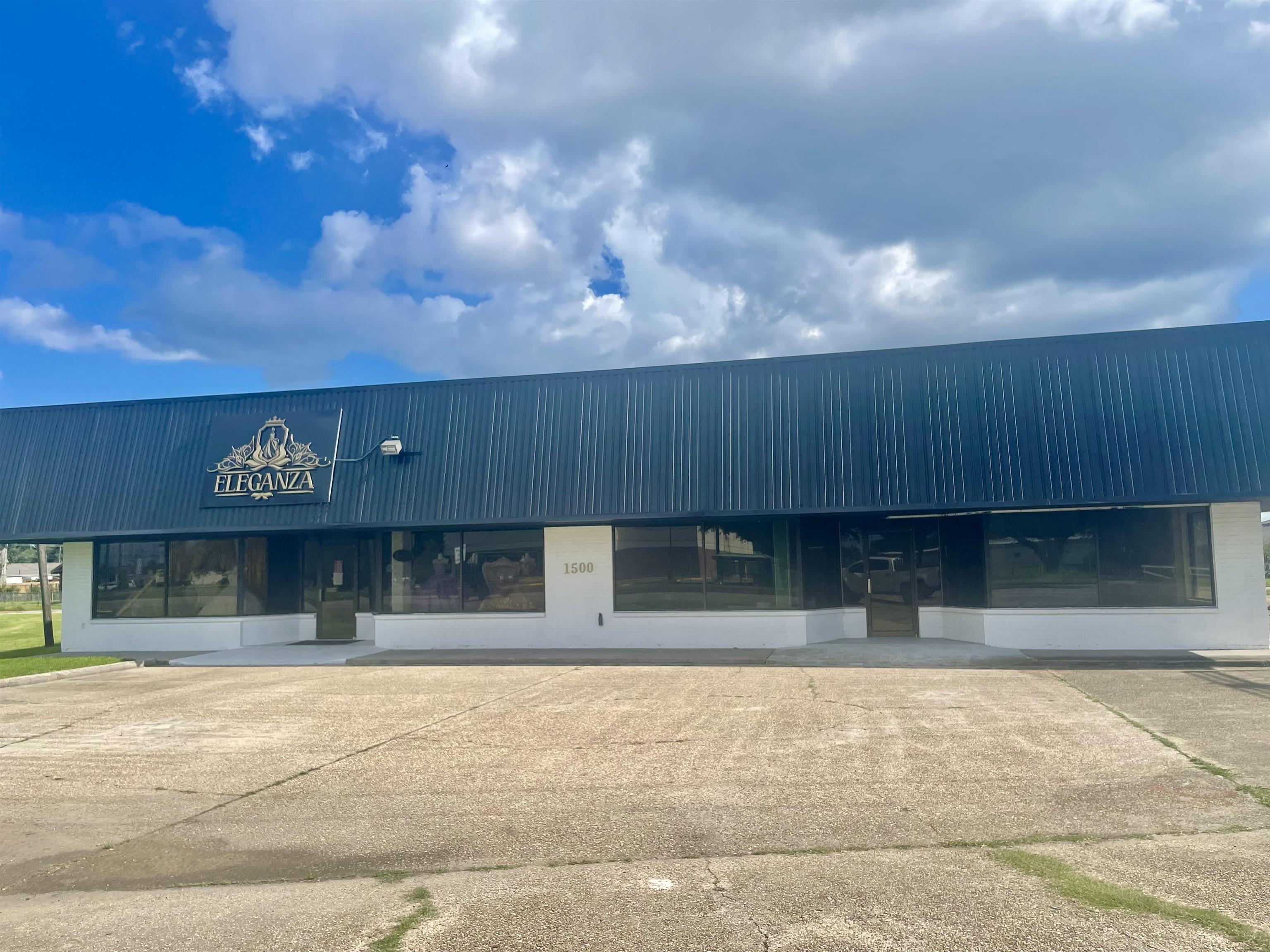 Property Image for 1500 E Tunnel Boulevard