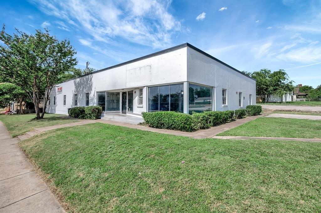 Property Image for 2200 Evans Avenue