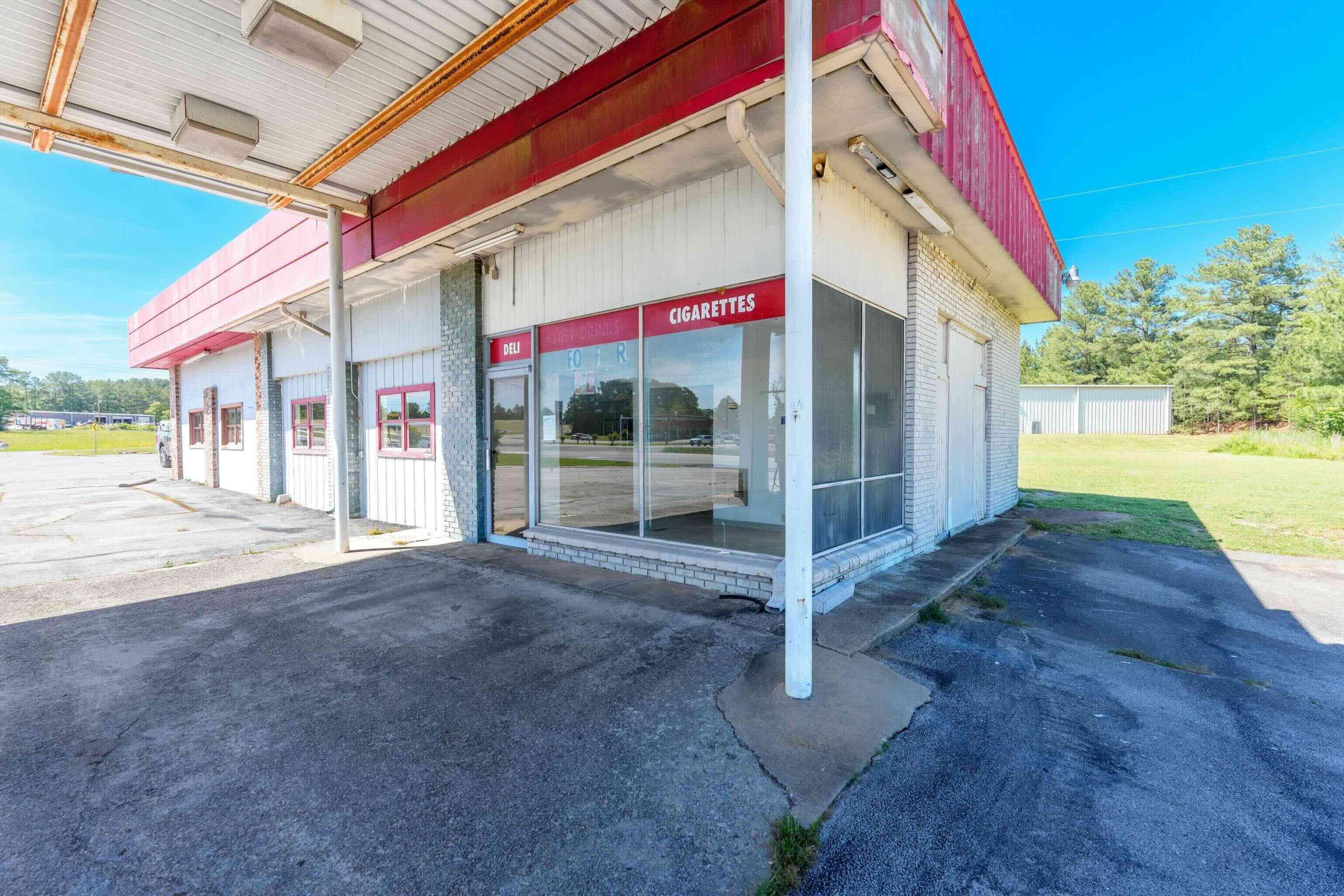 Property Image for 23590 Hwy 157 N & Hwy 101 N