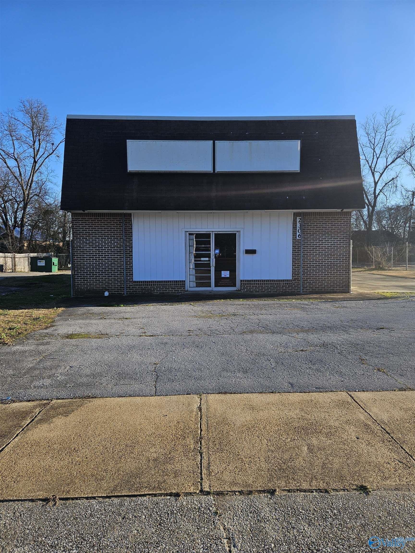 Property Image for 2306 W Meighan Boulevard