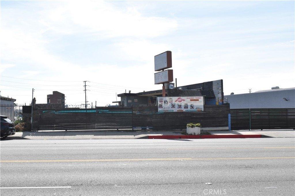 Property Image for 411 N La Brea Ave, Inglewood, CA 90302