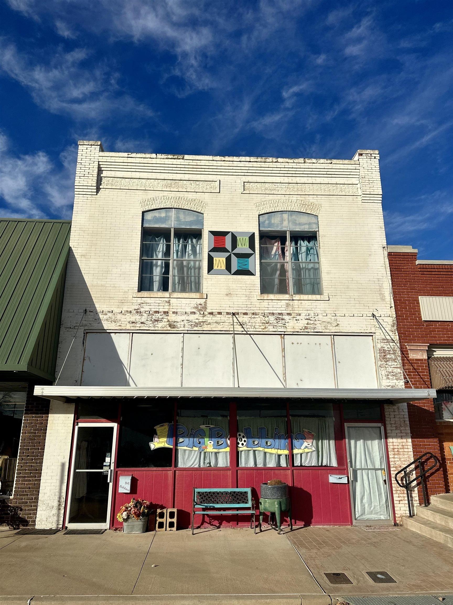 Property Image for 121 E Main St