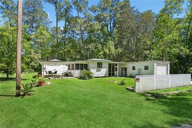 Property Image for 34723 GRANTHAM COLLEGE Drive