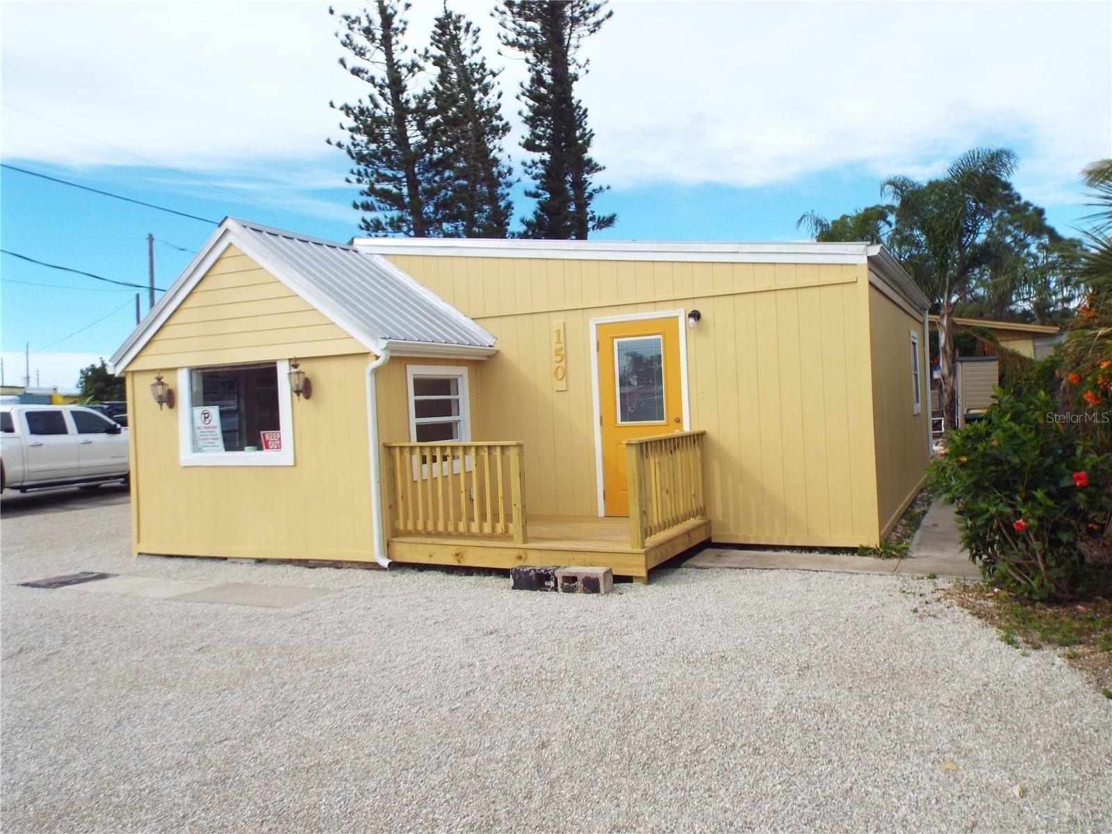 Property Image for 150 E Bay Heights Road