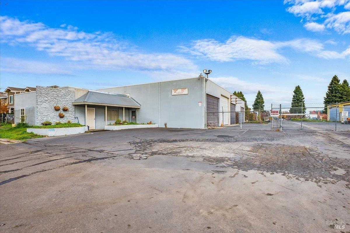 Property Image for 1599 Hampton Way