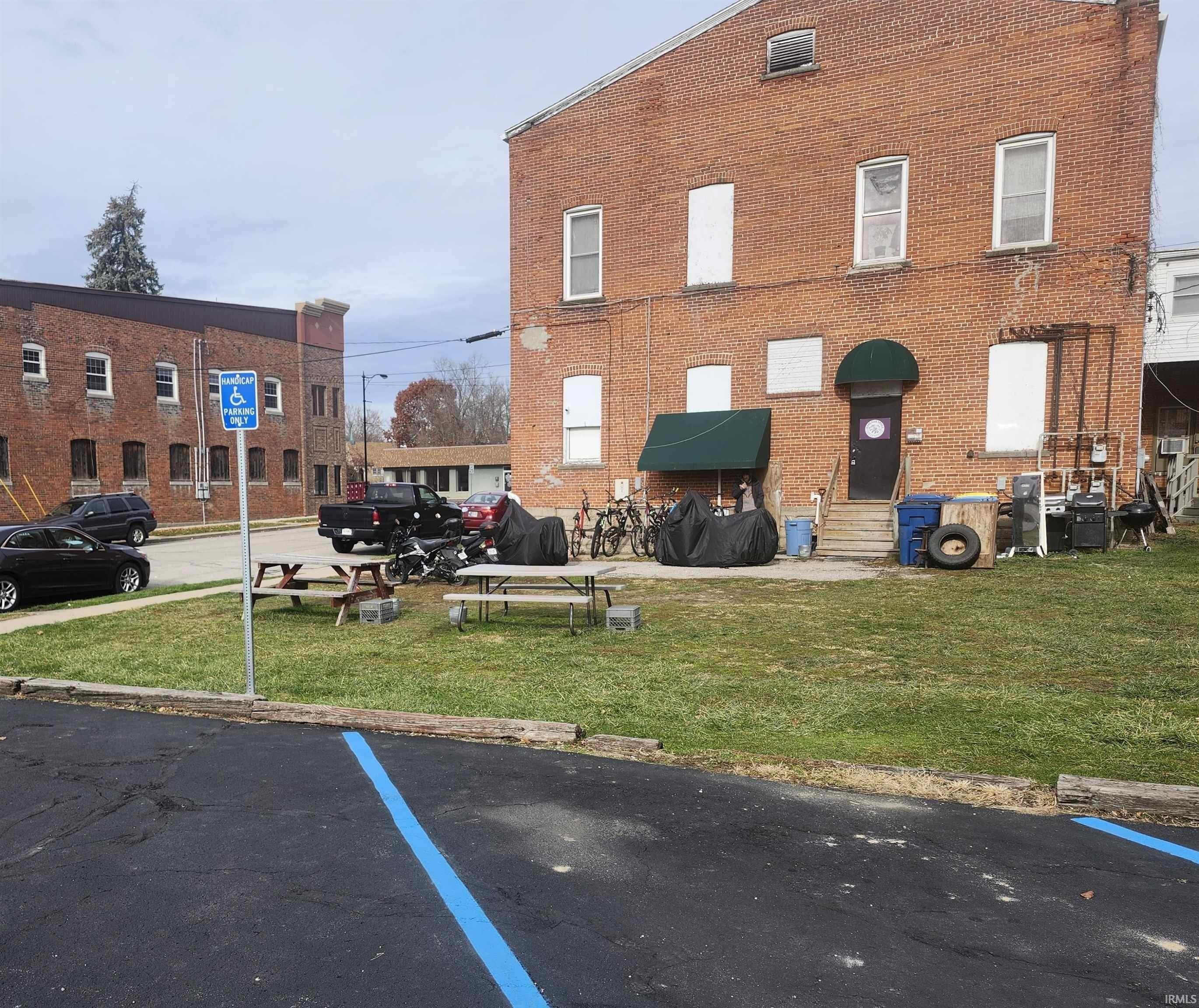 Property Image for 107 S West Streets