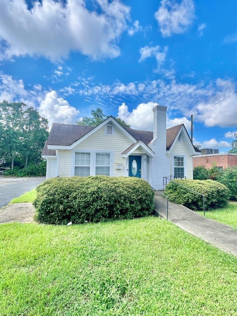 Property Image for 211 W Adams