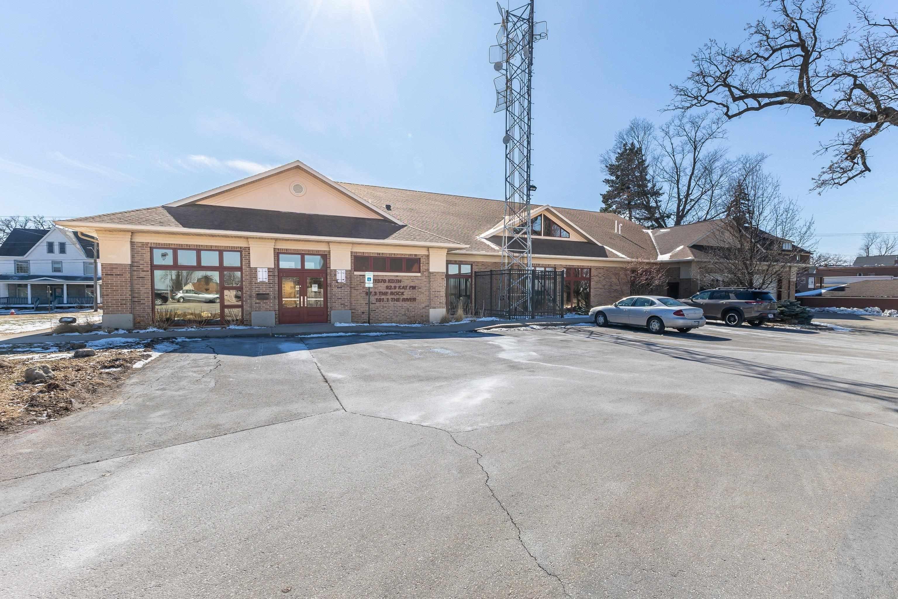 Property Image for 1055 University Avenue