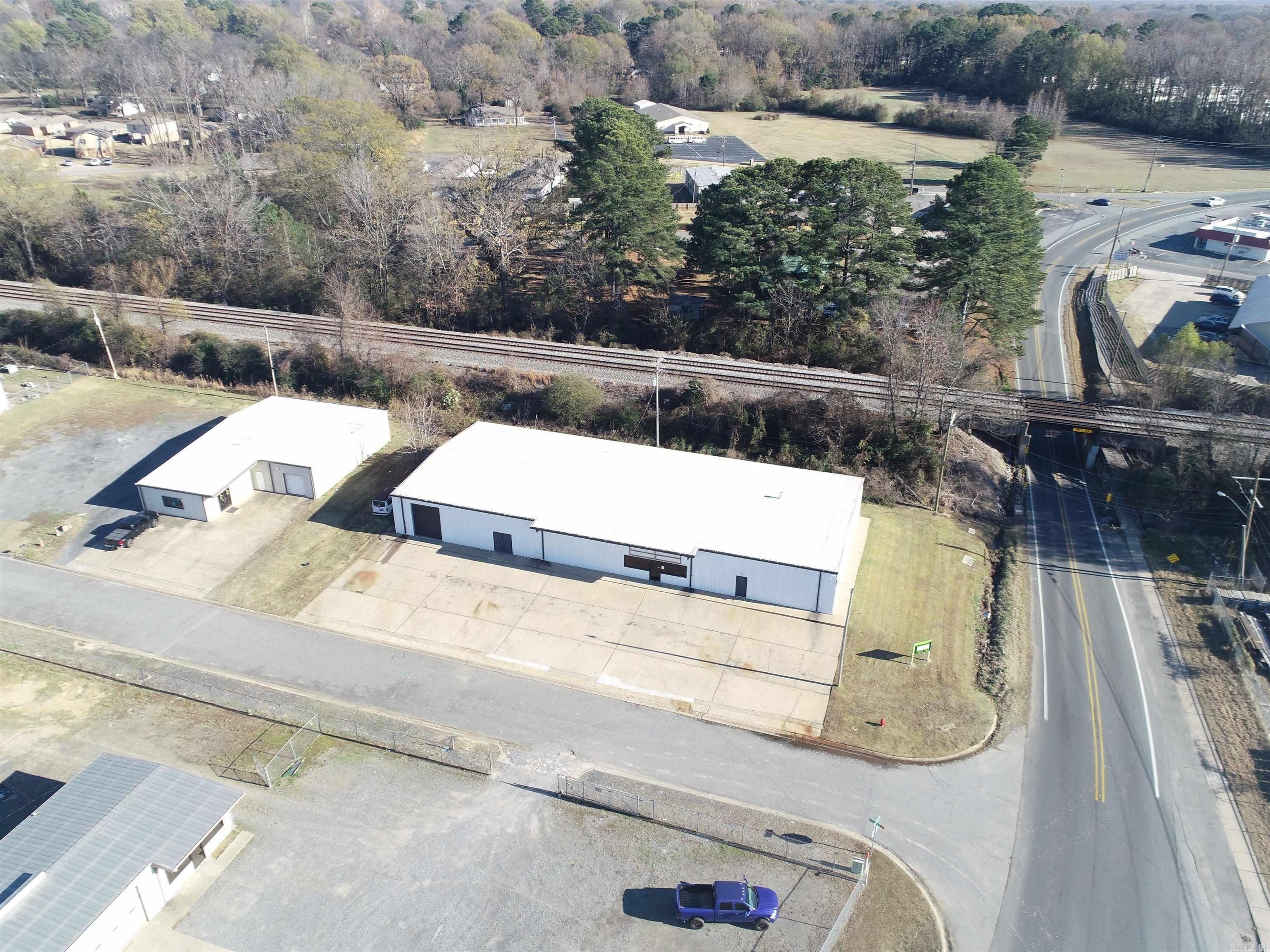 Property Image for 801 Sandlewood Drive